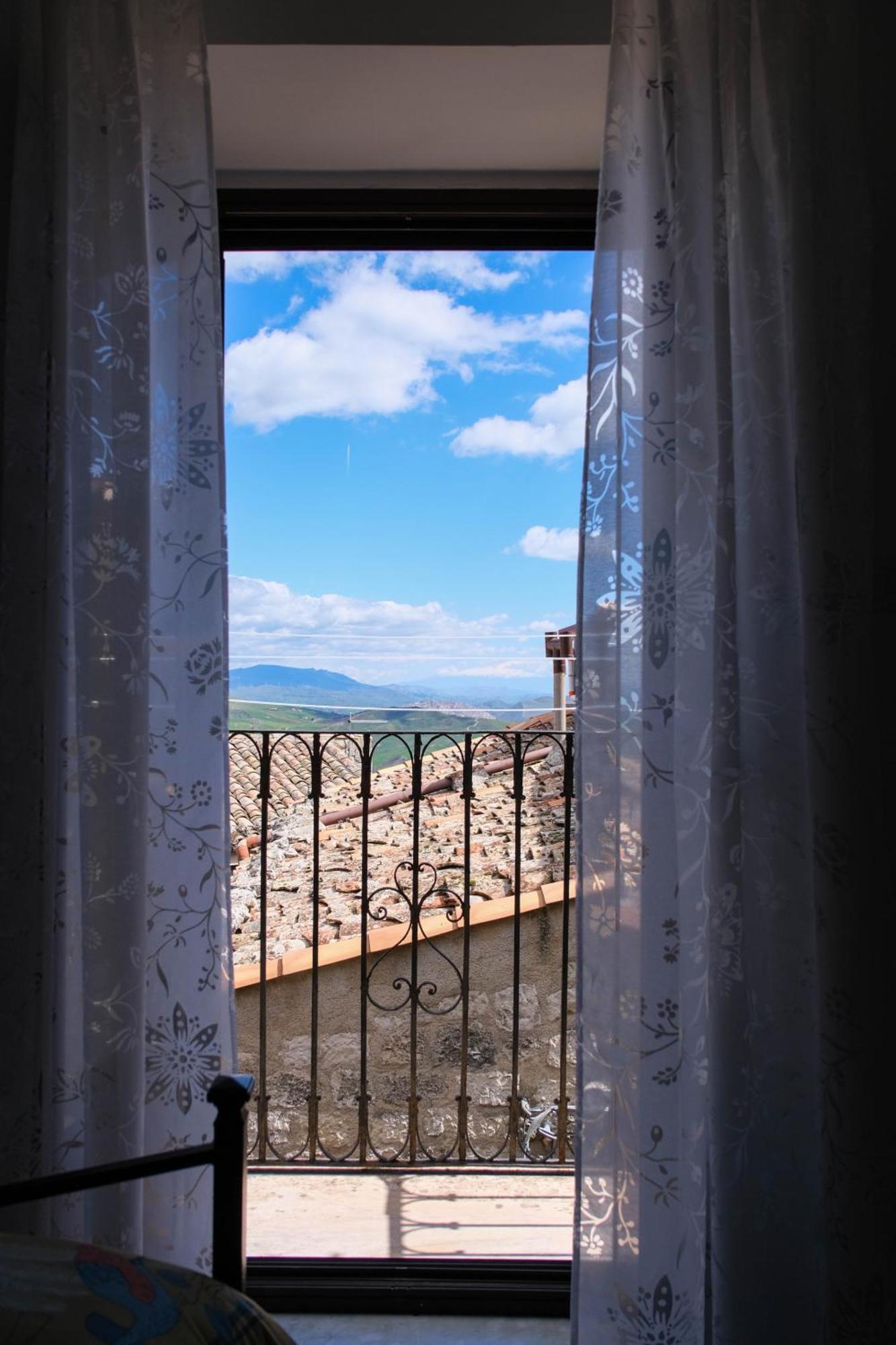 Casa Vacanze A Tramuntana Petralia Soprana Esterno foto